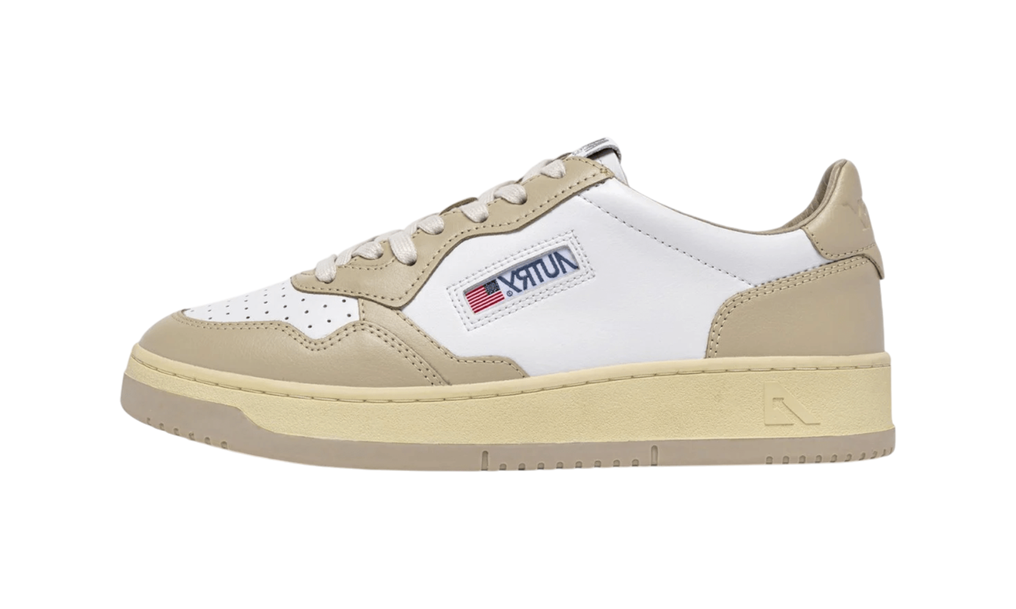 Medalist Leather Low WMNS Bicolor In White And Tidal Foam AULW WB60